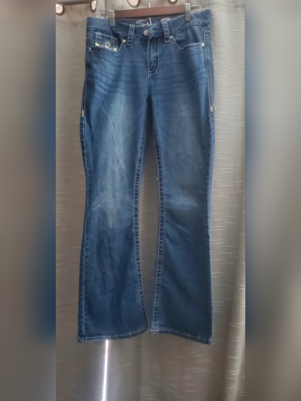 Seven7 Women's Dark Blue Flare Jeans Size 10